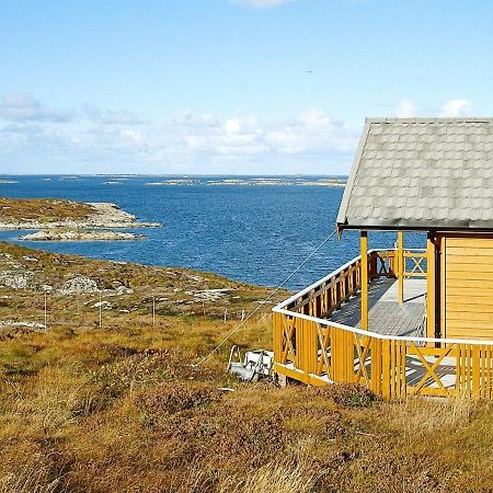 Three-Bedroom Holiday Home In Dyrvik Tuvnes Exterior foto